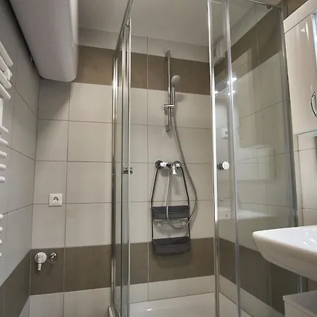 Cadet - Hostaid شيوفوك